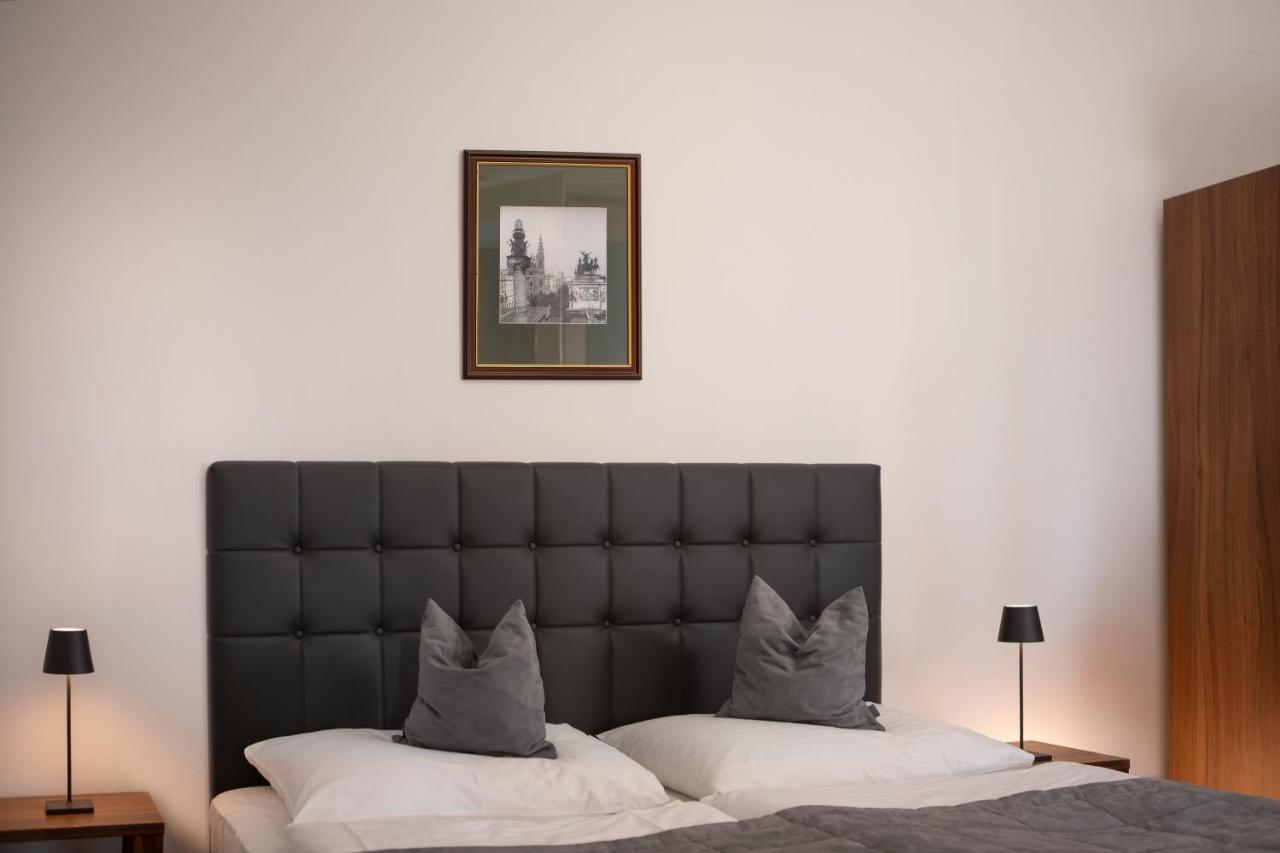 Hotel Bergwirt Schoenbrunn Wien Ngoại thất bức ảnh