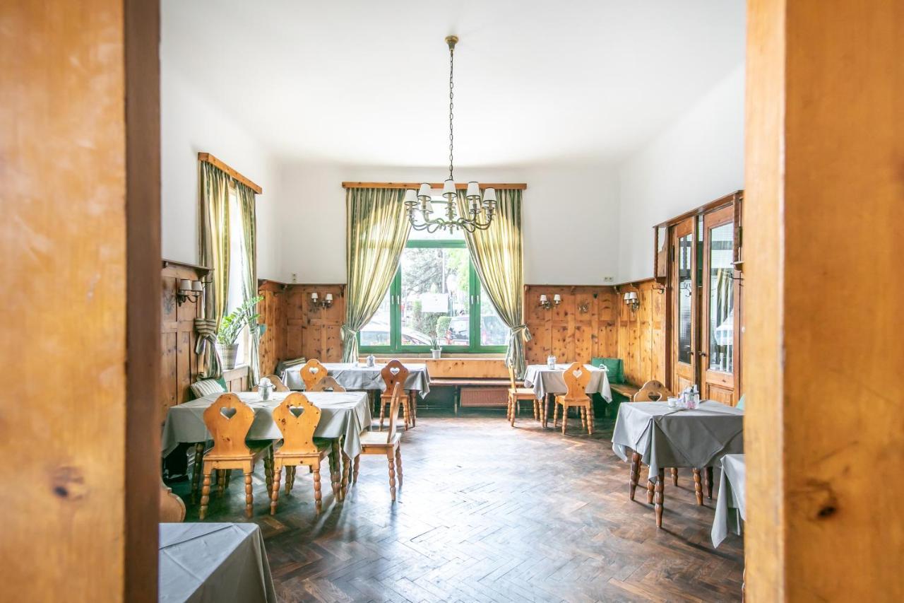 Hotel Bergwirt Schoenbrunn Wien Ngoại thất bức ảnh
