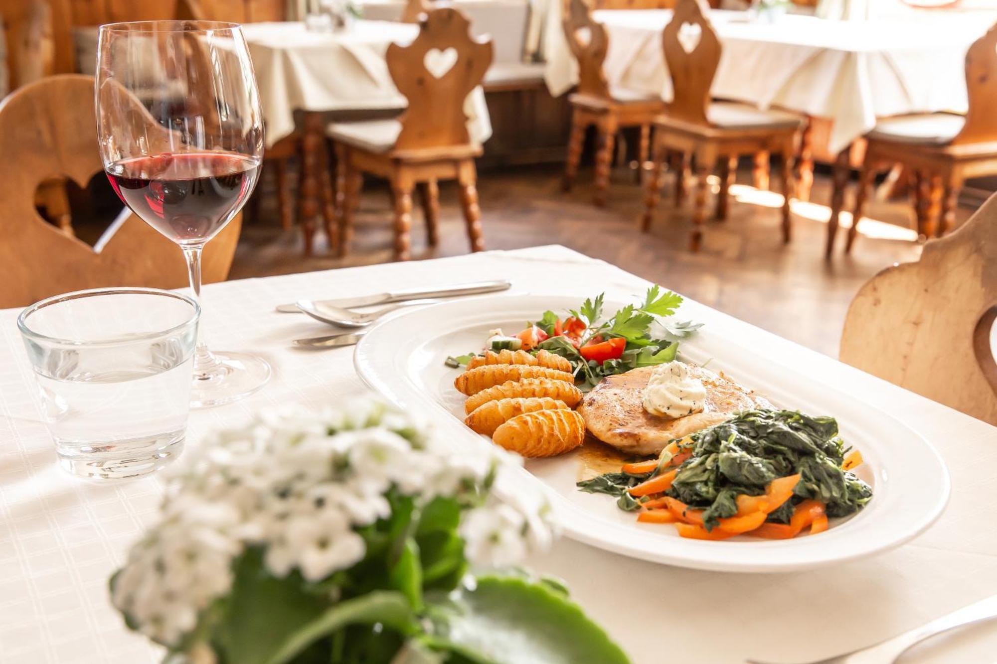 Hotel Bergwirt Schoenbrunn Wien Ngoại thất bức ảnh