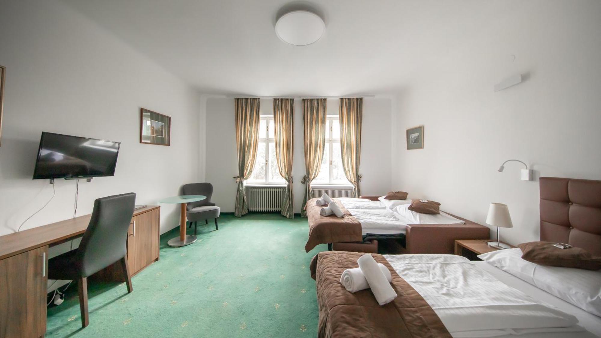 Hotel Bergwirt Schoenbrunn Wien Ngoại thất bức ảnh