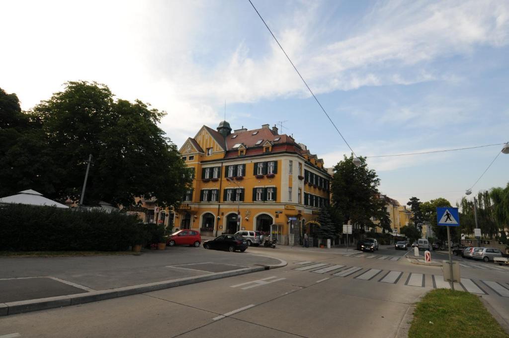 Hotel Bergwirt Schoenbrunn Wien Ngoại thất bức ảnh